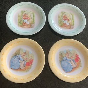 POTTERY BARN KIDS PETER RABBIT PLATES, SET OF 4 plastic Easter bunny 9”